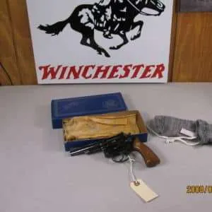 7783 smith and wesson 34 1 kit gun 22lr mfg 1977, 4" barrel, blue, wood grips, box, papers, tools, like new