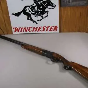 7957 winchester 101 field, 20 ga, 28 inch barrels,3 inch chamber, m/f, red “w” on pistol grip cap, 1st 3 years mfg, winchester butt plate, single front bead, best one i have had, 98%++.